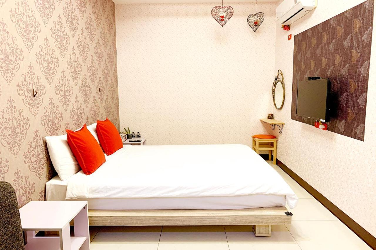 Snug-Nine Hotel Heng-ch'un Екстериор снимка