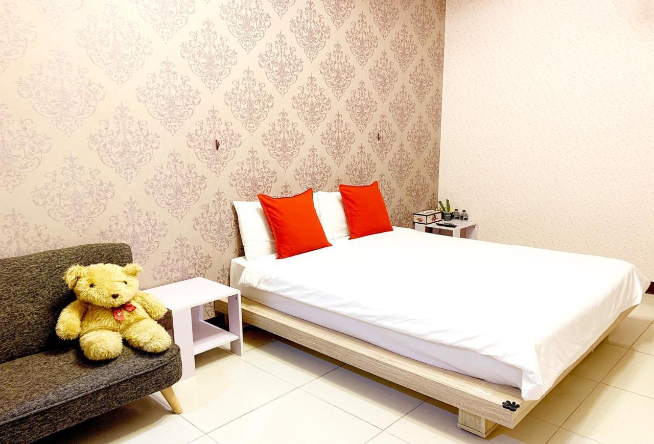 Snug-Nine Hotel Heng-ch'un Екстериор снимка