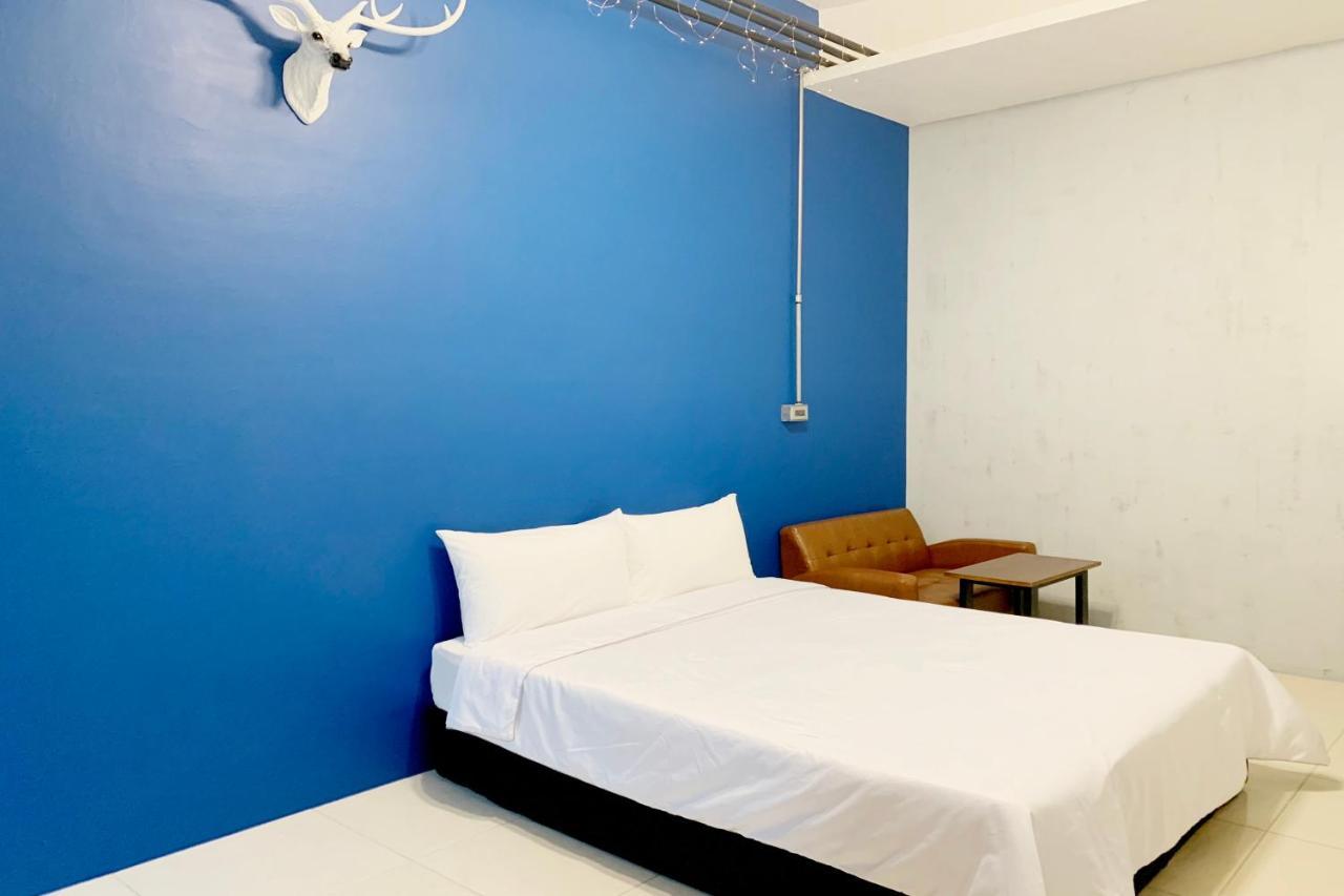 Snug-Nine Hotel Heng-ch'un Екстериор снимка