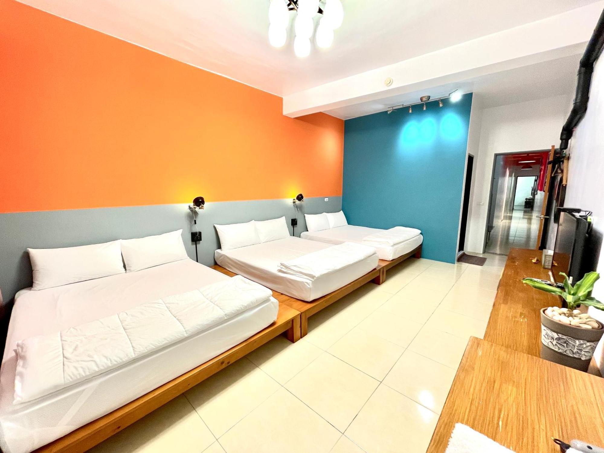 Snug-Nine Hotel Heng-ch'un Екстериор снимка